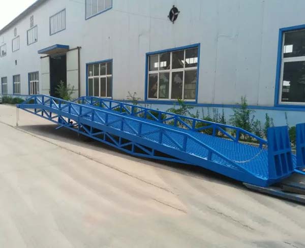 移動式登車橋 (16)