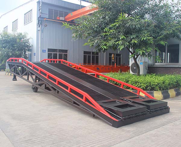 移動式登車橋 (6)