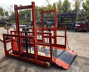 移動(dòng)登車臺(tái) (2)